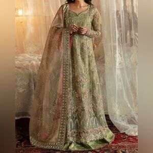 Elegant Green Embroidered Dress with Dupatta